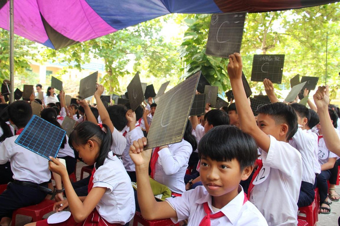 Tự tin trả lời. Tự tin trả lời.