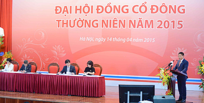 Đại hội đồng cổ đông VietinBank 2015 thông qua sáp nhập PG Bank vào VietinBank. Đại hội đồng cổ đông VietinBank 2015 thông qua sáp nhập PG Bank vào VietinBank.