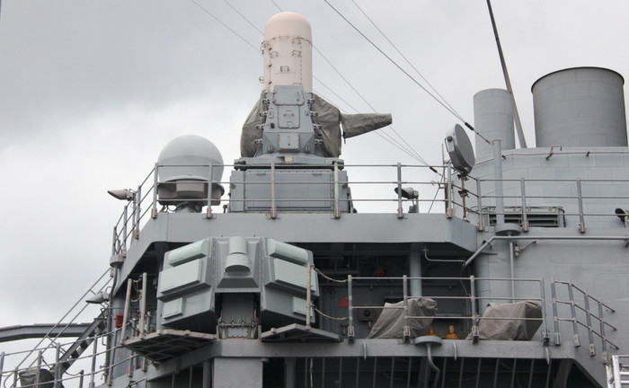 Hệ thống tác chiến trên tàu USS Bunker Hill (CG 52).