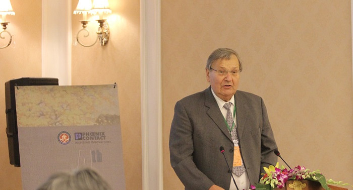 GS.TS Peter Eckardt – Đại biểu Quốc hội Đức, Giáo sư Đại học Hannover (Đức) GS.TS Peter Eckardt – Đại biểu Quốc hội Đức, Giáo sư Đại học Hannover (Đức)