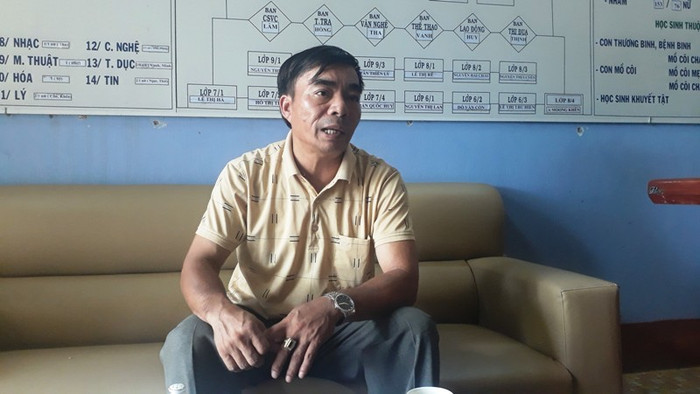 Năm học mới, thầy Nam chỉ có mong muốn học sinh được đến trường với "cái bụng không đói". Ảnh: TL Năm học mới, thầy Nam chỉ có mong muốn học sinh được đến trường với "cái bụng không đói". Ảnh: TL