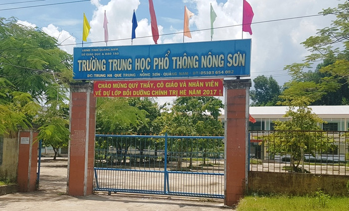 Huyện Nông Sơn chỉ có duy nhất một trường trung học phổ thông nên học sinh muốn học bổ túc hoặc học nghề thì phải đi xa. Ảnh: HV Huyện Nông Sơn chỉ có duy nhất một trường trung học phổ thông nên học sinh muốn học bổ túc hoặc học nghề thì phải đi xa. Ảnh: HV