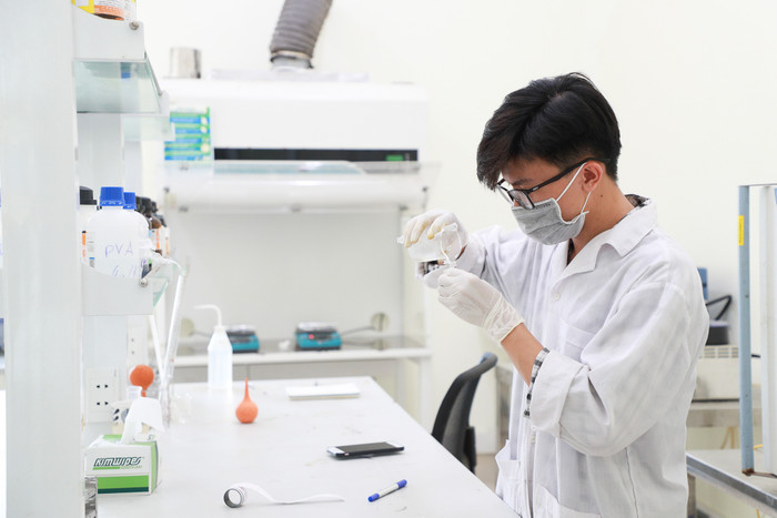 Hiện, Đại học Quốc gia Hà Nội là cơ sở giáo dục đại học duy nhất trong cả nước yêu cầu nghiên cứu sinh phải có công bố quốc tế Hiện, Đại học Quốc gia Hà Nội là cơ sở giáo dục đại học duy nhất trong cả nước yêu cầu nghiên cứu sinh phải có công bố quốc tế