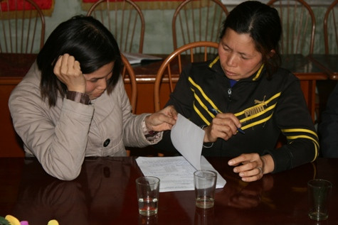 Bà Thương và bà Hiền bày tỏ sự không đồng tình với kết luận thanh tra của đoàn thanh tra huyện Tiên Lãng Bà Thương và bà Hiền bày tỏ sự không đồng tình với kết luận thanh tra của đoàn thanh tra huyện Tiên Lãng
