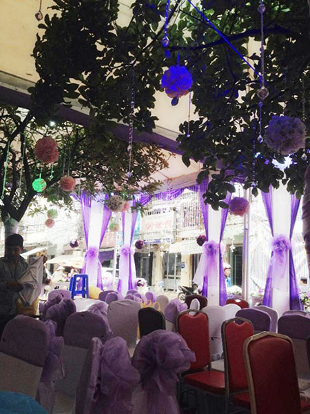 Nhà cô dâu chú rể đêm trước lễ cưới. Ảnh: An Nguyên/Người đưa tin