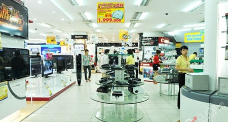 nhiều hệ thống siêu thị kinh doanh điện máy đang trong tình cảnh khó khăn, sức mua giảm doanh thu lợi nhuận giảm cùng với đó "cuộc chiến" cạnh tranh khiến không ít doanh nghiệp kinh doanh điện máy phải phá sản.