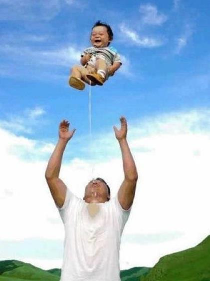 Bố ơi đừng có tưởng chơi Con mà tè xuống bố thời biết tay Bố ơi đừng có tưởng chơi Con mà tè xuống bố thời biết tay