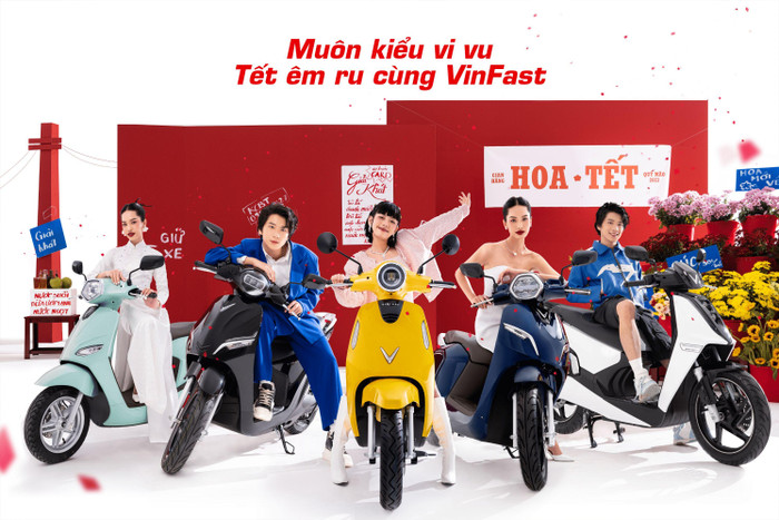 Các khách hàng mua xe máy điện VinFast còn có cơ hội sở hữu nhiều phần quà hấp dẫn khác. Các khách hàng mua xe máy điện VinFast còn có cơ hội sở hữu nhiều phần quà hấp dẫn khác.