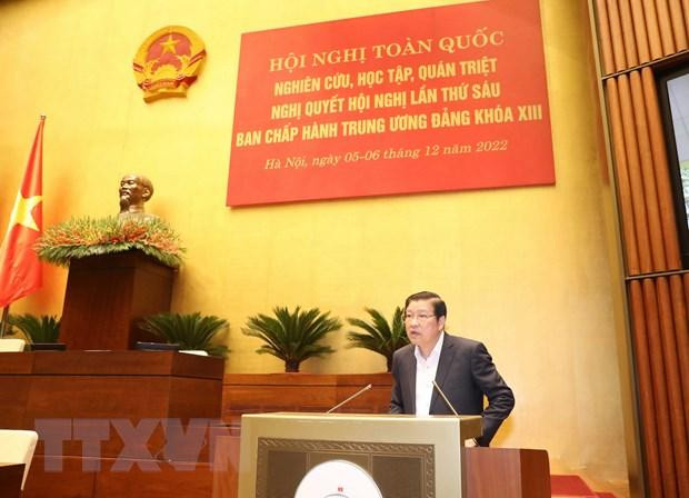 Ông Phan Đình Trạc, Uỷ viên Bộ Chính trị, Bí thư Trung ương Đảng, Trưởng Ban Nội chính Trung ương truyền đạt chuyên đề 'Tiếp tục xây dựng và hoàn thiện Nhà nước pháp quyền xã hội chủ nghĩa Việt Nam trong giai đoạn mới.' (Ảnh: Phương Hoa/TTXVN) Ông Phan Đình Trạc, Uỷ viên Bộ Chính trị, Bí thư Trung ương Đảng, Trưởng Ban Nội chính Trung ương truyền đạt chuyên đề 'Tiếp tục xây dựng và hoàn thiện Nhà nước pháp quyền xã hội chủ nghĩa Việt Nam trong giai đoạn mới.' (Ảnh: Phương Hoa/TTXVN)