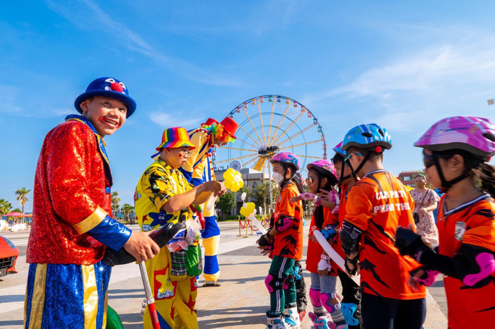 NovaWorld Phan Thiet tạo ấn tượng bởi hệ sinh thái toàn diện, đáp ứng trọn vẹn nhu cầu sống, nghỉ dưỡng và kinh doanh cho du khách. NovaWorld Phan Thiet tạo ấn tượng bởi hệ sinh thái toàn diện, đáp ứng trọn vẹn nhu cầu sống, nghỉ dưỡng và kinh doanh cho du khách.