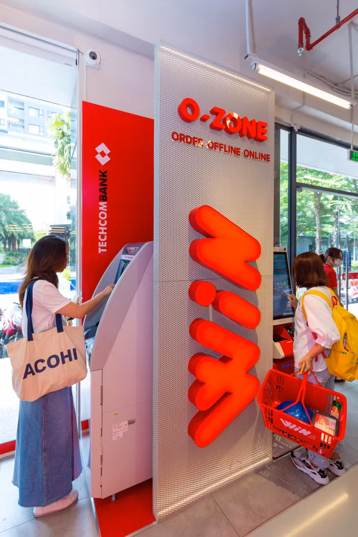 Techcombank cũng liên tục cải tiến chất lượng cho phương thức thanh toán đặc quyền này tại WIN khi thời gian hoàn tất mỗi hóa đơn chỉ còn vài giây, giúp giảm thời gian chờ đợi của khách hàng.