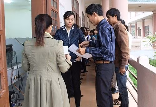 Công an vào cuộc vụ thi tuyển giáo viên rớt, phúc khảo thành thủ khoa ảnh 2