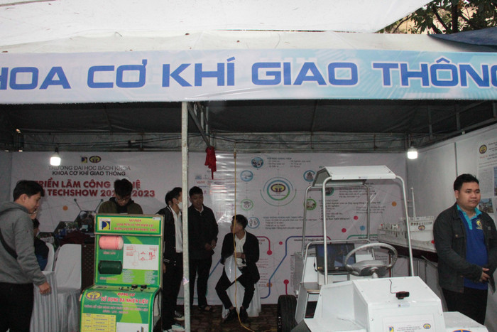 Đây là sản phẩm có tình ứng dụng thực tế cao và có thể sản xuất thương mại nếu được đầu tư.