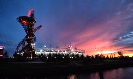 Bức ảnh chụp ban đêm. Bức ảnh chụp ban đêm.