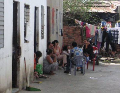 Nhiều người cùng xóm trọ bàng hoàng trước sự việc trên