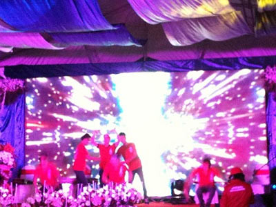 MC truyền hình nổi tiếng Lê Anh cũng là MC đám cưới cho đám cưới "triệu đô" này