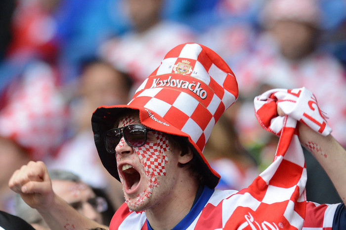 Fan hâm mộ ĐT Croatia. Fan hâm mộ ĐT Croatia.