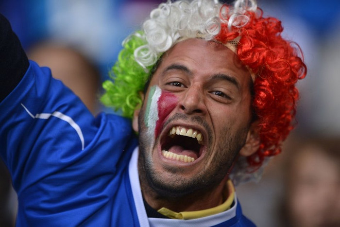Fan hâm mộ ĐT Italia. Fan hâm mộ ĐT Italia.