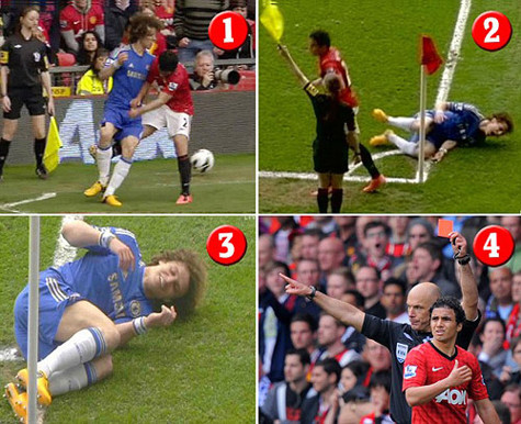 Toàn cảnh pha phạm lỗi của Rafael với Luiz và phải nhận thẻ đỏ Toàn cảnh pha phạm lỗi của Rafael với Luiz và phải nhận thẻ đỏ