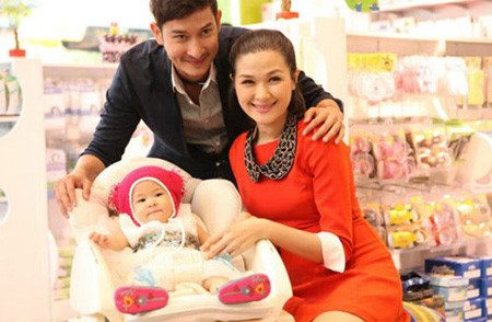 Gia đình nhỏ hạnh phúc Gia đình nhỏ hạnh phúc