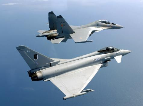 Eurofighter Typhoon Châu Âu tại triễn lãm Quốc phòng Châu Á ảnh 2 Eurofighter Typhoon Châu Âu tại triễn lãm Quốc phòng Châu Á ảnh 2