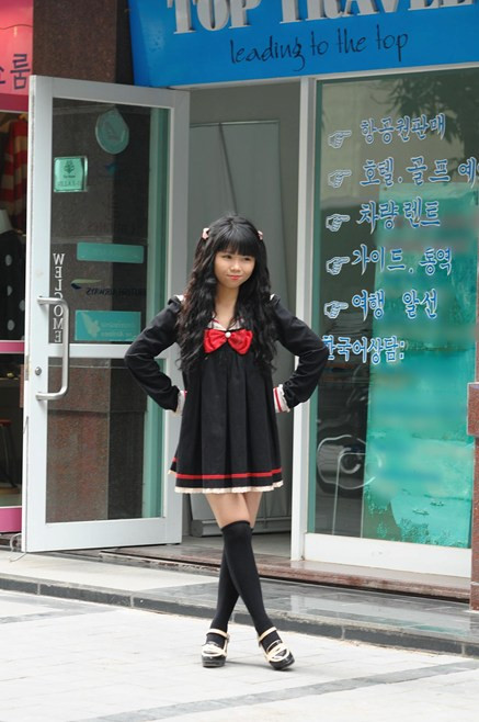 Nguyễn Thị Huyền Thương dẫn đầu Nữ sinh mơ ngày 31/12. >Xem bài dự thi của Nguyễn Thị Huyền Thương Nguyễn Thị Huyền Thương dẫn đầu Nữ sinh mơ ngày 31/12. >Xem bài dự thi của Nguyễn Thị Huyền Thương