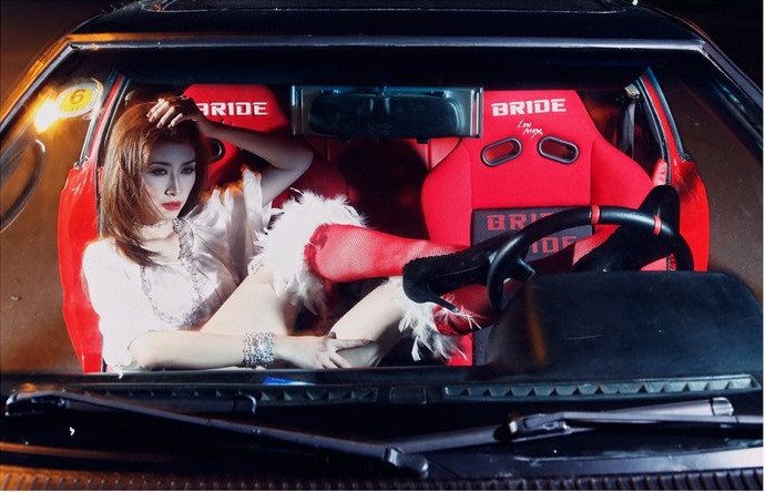 Mặc dụ tuổi đời còn khá trẻ nhưng người mẫu Lâm Ngân đã khá khẳng định tên tuổi trên sàn catwalk.