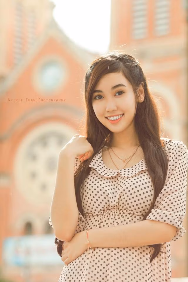 Cùng với sự tự tin khi đứng trước ống kính.