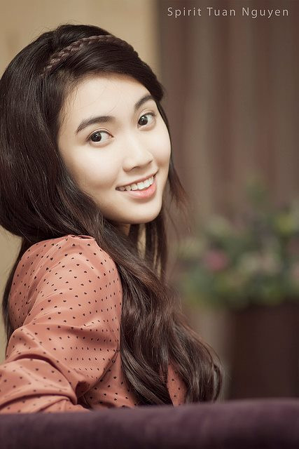 Dù nhìn nghiêng... Dù nhìn nghiêng...