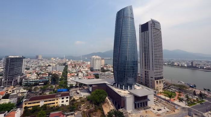 Đà Nẵng có cơ chế, chính sách động viên cán bộ lớn tuổi nghỉ hưu trước tuổi để nhường lại vị trí cho cán bộ trẻ. Ảnh: ĐN Đà Nẵng có cơ chế, chính sách động viên cán bộ lớn tuổi nghỉ hưu trước tuổi để nhường lại vị trí cho cán bộ trẻ. Ảnh: ĐN