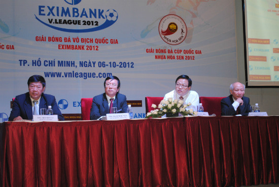 Hội nghị tổng kết mùa giải 2012 của VPF. Hội nghị tổng kết mùa giải 2012 của VPF.