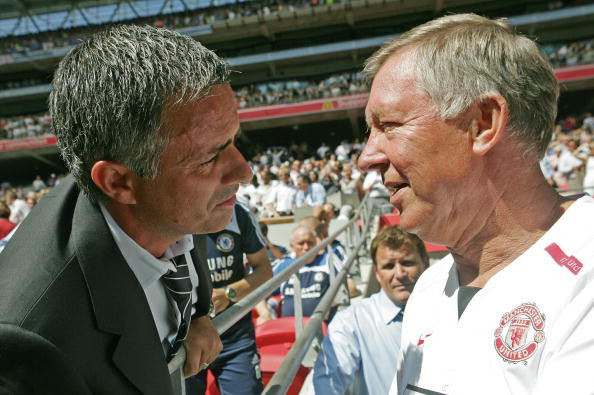 Mourinho luôn rất kính trọng Sir Alex nhưng cũng rất thích đối đầu với 'Ông già gân'. Mourinho luôn rất kính trọng Sir Alex nhưng cũng rất thích đối đầu với 'Ông già gân'.