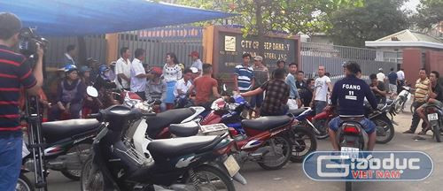 Đà Nẵng lại gia hạn thêm 6 tháng đối với hai nhà máy thép gây ô nhiễm. Ảnh: TT Đà Nẵng lại gia hạn thêm 6 tháng đối với hai nhà máy thép gây ô nhiễm. Ảnh: TT