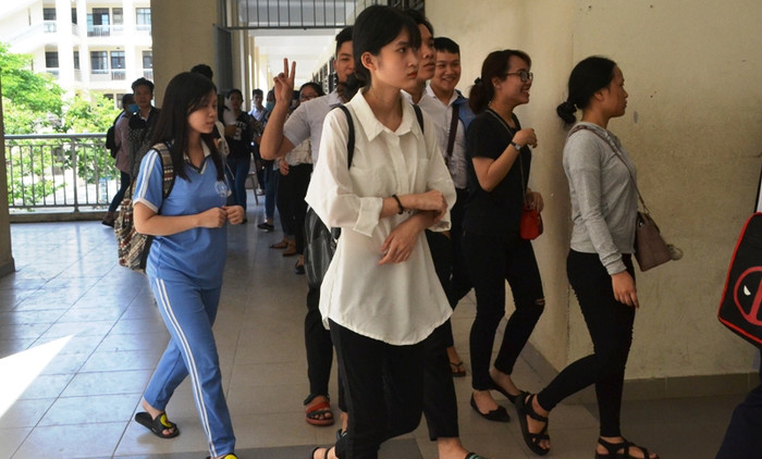 Thí sinh phải vượt qua hai vòng thi mới được tuyển chọn vào trường trung học phổ thông chuyên Lê Qúy Đôn (Đà Nẵng). Ảnh: TT Thí sinh phải vượt qua hai vòng thi mới được tuyển chọn vào trường trung học phổ thông chuyên Lê Qúy Đôn (Đà Nẵng). Ảnh: TT