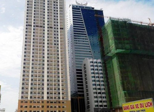 Tổ hợp khách sạn và căn hộ Mường Thanh Sơn Trà (Đà Nẵng) bị xử phạt vi phạm, quyền lợi khách hàng bị đe dọa. Ảnh: Tấn Tài Tổ hợp khách sạn và căn hộ Mường Thanh Sơn Trà (Đà Nẵng) bị xử phạt vi phạm, quyền lợi khách hàng bị đe dọa. Ảnh: Tấn Tài