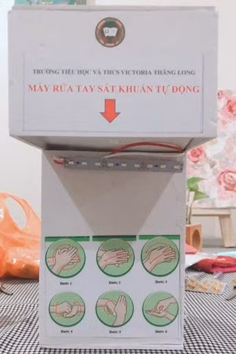 Máy rửa tay sát khuẩn tự động
