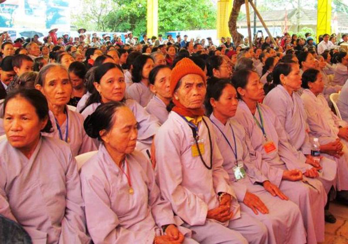 Lễ khánh hạ đã đón hàng trăm tăng ni, phật tử từ các nơi về dự (Ảnh: Xuân Thi) Lễ khánh hạ đã đón hàng trăm tăng ni, phật tử từ các nơi về dự (Ảnh: Xuân Thi)