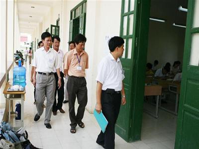 Thanh tra, sao không kiểm tra sổ sách của Hiệu trưởng, Hiệu phó? ảnh 1 Thanh tra, sao không kiểm tra sổ sách của Hiệu trưởng, Hiệu phó? ảnh 1