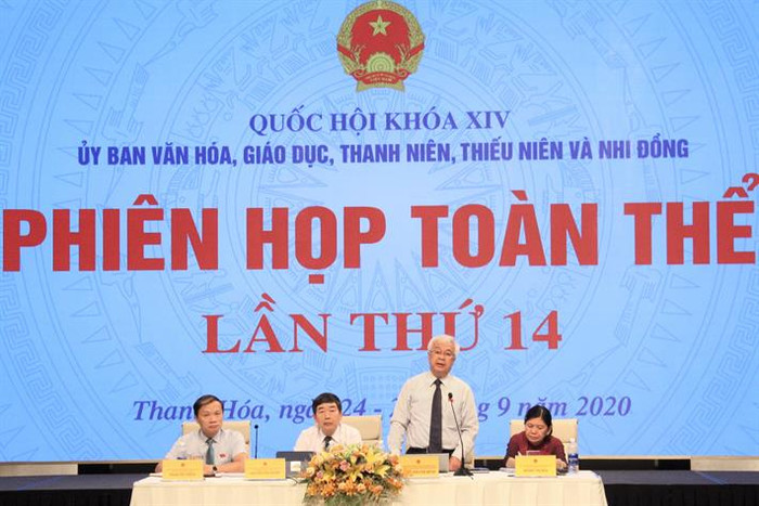 Chủ nhiệm Ủy ban Văn hóa, giáo dục, thanh niên, thiếu niên và Nhi đồng của Quốc hội Phan Thanh Bình chủ trì buổi làm việc (ảnh: moet.gov.vn) Chủ nhiệm Ủy ban Văn hóa, giáo dục, thanh niên, thiếu niên và Nhi đồng của Quốc hội Phan Thanh Bình chủ trì buổi làm việc (ảnh: moet.gov.vn)