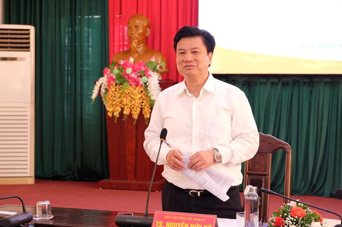 Thứ trưởng Nguyễn Hứu Độ (ảnh: moet.gov.vn) Thứ trưởng Nguyễn Hứu Độ (ảnh: moet.gov.vn)