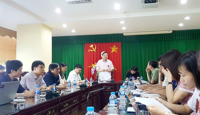 Phó giáo sư Nguyễn Mạnh An - Hiệu trưởng Trường Đại học Hồng Đức (Thanh Hóa) thông tin với báo chí chiều 14/6 (Ảnh: Thùy Linh) Phó giáo sư Nguyễn Mạnh An - Hiệu trưởng Trường Đại học Hồng Đức (Thanh Hóa) thông tin với báo chí chiều 14/6 (Ảnh: Thùy Linh)