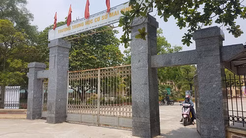 Trường trung học cơ sở Mai Đình, huyện Sóc Sơn, Hà Nội - nơi giám thị Nông Hoàng Phúc - người làm lọt đề thi trong kỳ thi tuyển sinh vào lớp 10 năm học 2018-2019 công tác (Ảnh: Hà Nội mới)