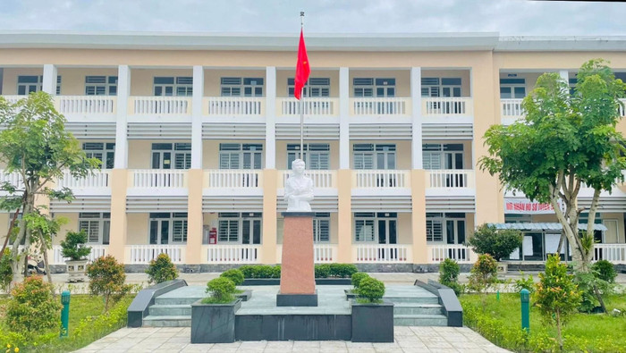 Khuôn viên Trường Cao đẳng Y tế Đặng Thùy Trâm (Ảnh: Website nhà trường). 451446459_992760919522160_3302822337524166939_n.jpg