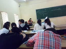 Nhiều sinh viên chán nản học hành trên lớp khi không có mục tiêu rõ ràng