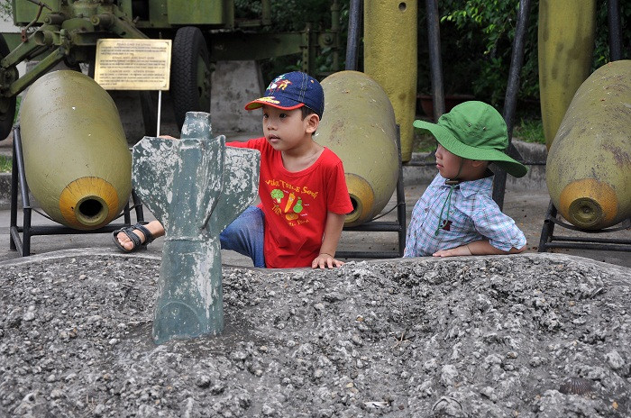 Tự khám phá… Tự khám phá…