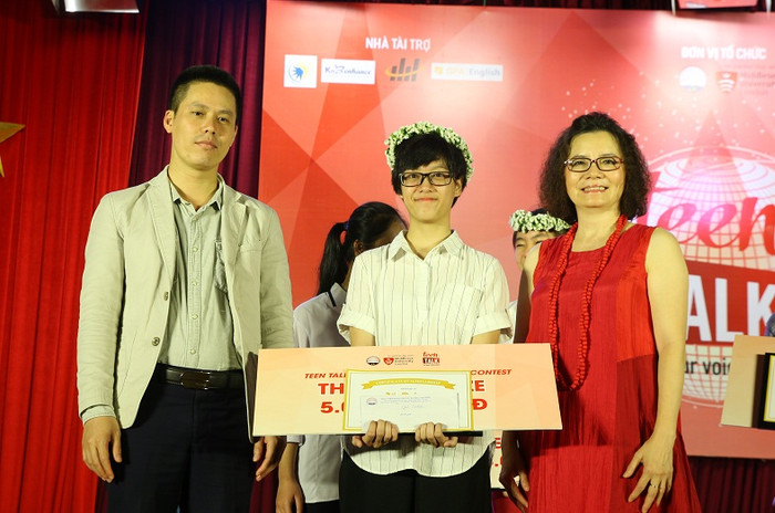 Học sinh cấp 3 tự tin tranh luận bằng tiếng Anh về tác động của mạng xã hội ảnh 3 Học sinh cấp 3 tự tin tranh luận bằng tiếng Anh về tác động của mạng xã hội ảnh 3