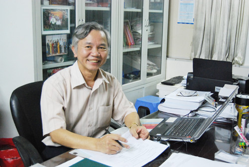 Tiến sĩ Vũ Thế Khanh, Giám đốc Trung tâm Tin học ứng dụng (UIA): Hàng năm, trung tâm UIA "vạch mặt' được hàng chục nhà ngoại cảm "rởm".