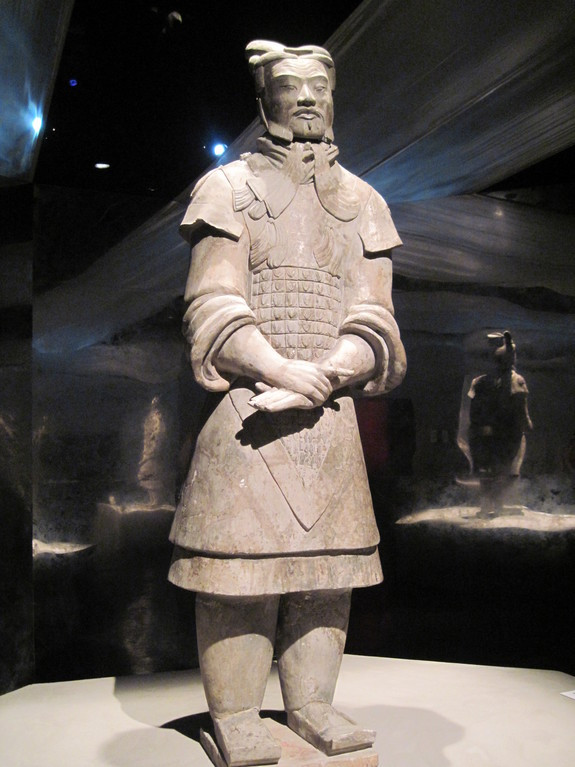 Chiến binh đất nung này được cho là người chỉ huy đội quân lính bộ binh Chiến binh đất nung này được cho là người chỉ huy đội quân lính bộ binh