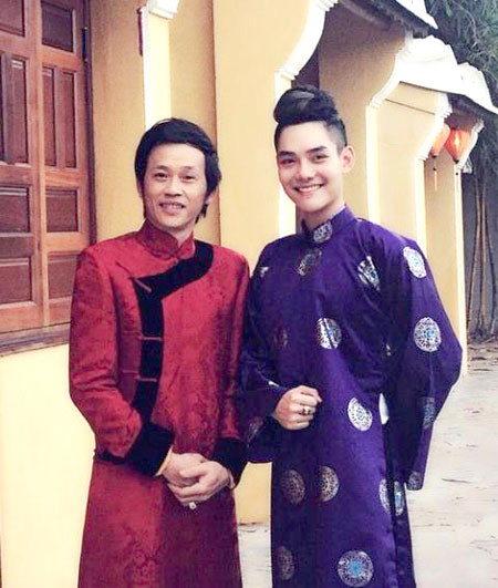 Cha con Hoài Linh - Cao Hữu Thiên. Cha con Hoài Linh - Cao Hữu Thiên.