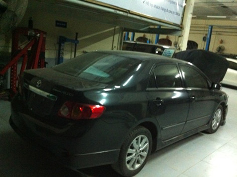 Những dấu vết tại hiện trường đã giúp cơ quan chức năng xác định được chiếc ô tô gây nạn. Những dấu vết tại hiện trường đã giúp cơ quan chức năng xác định được chiếc ô tô gây nạn.